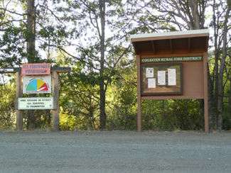 29 Aug 2015 AM - Our new kiosk (right) with  Fire Danger Indicator sign